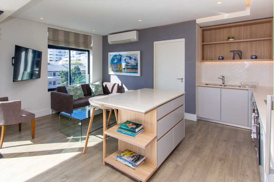 2 Bedroom Property for Sale in Sea Point Western Cape